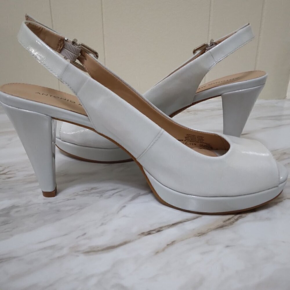 Antonio Melani | "Haleen" Patent Leather Peep Toe Slingback Heel Blue | Size 9M - Picture 6 of 12